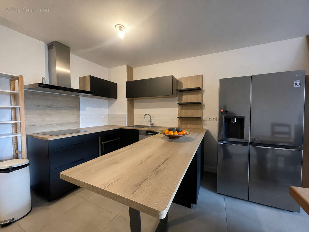 Appartement à BORMES-LES-MIMOSAS