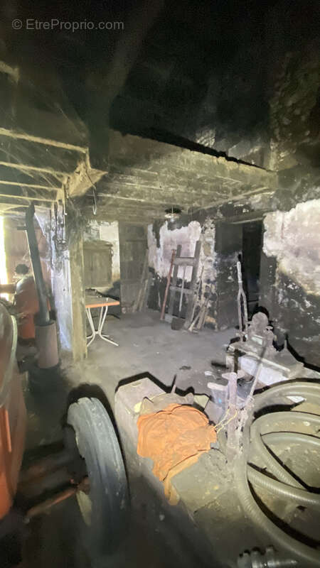 Maison à CHENAC-SAINT-SEURIN-D&#039;UZET