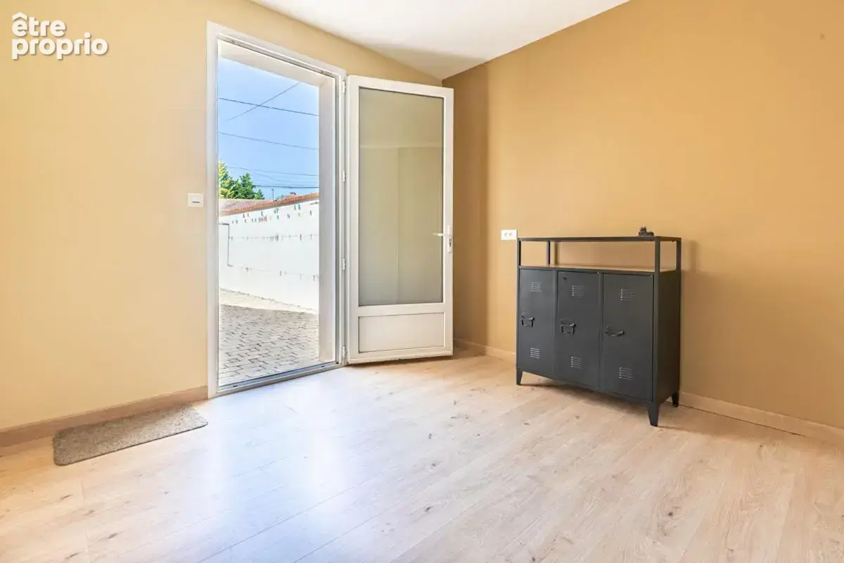 Maison Mouzillon 6 P . 4 Chs . Bureau . 177.85 M² . Double garages . T 1153 M² . Sous-sol - photo 9