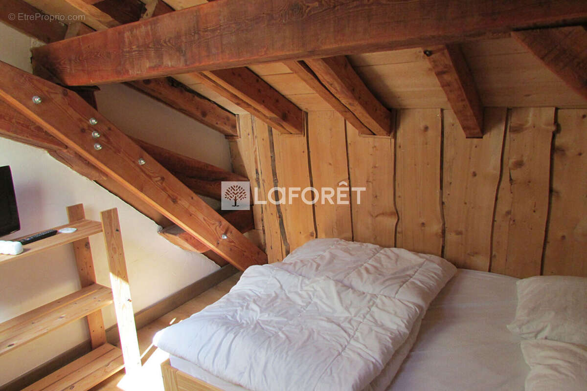 Appartement à LES CHAPELLES