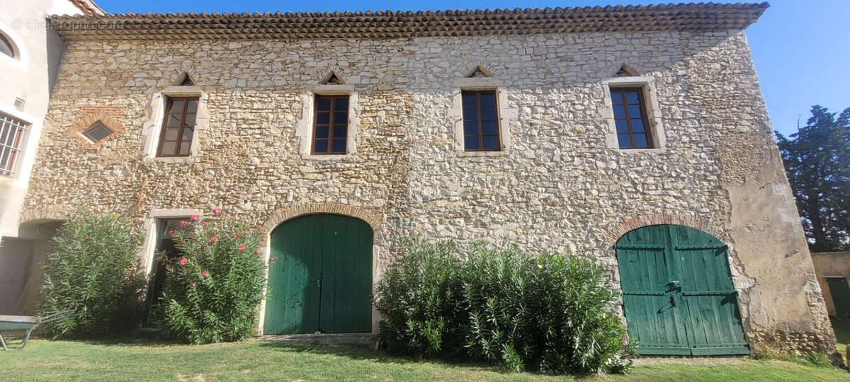 Maison à MONTELIMAR