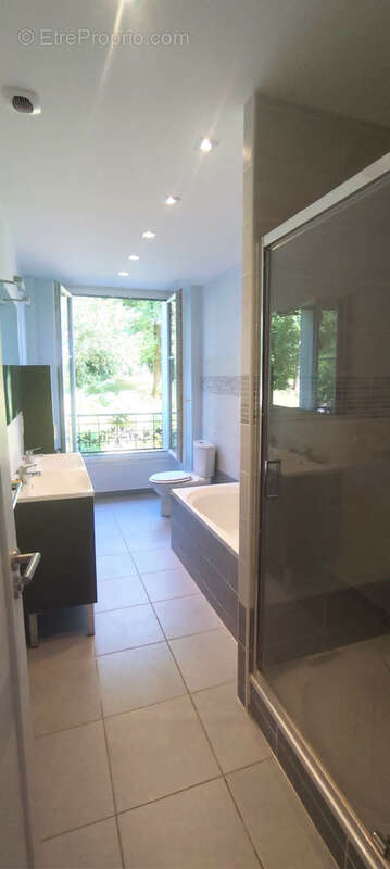 Appartement à AIX-LES-BAINS