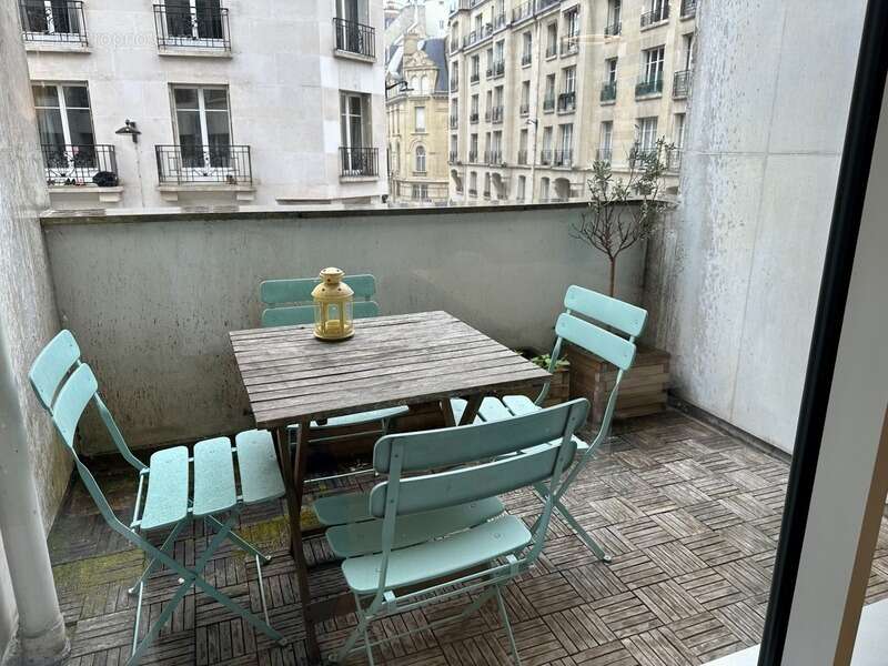 Appartement à PARIS-7E