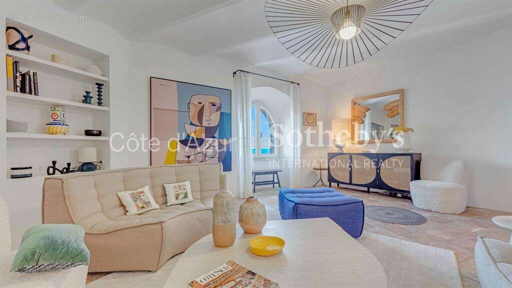 Exclusivité : Maison de village rénovée avec terrasse et vue mer à Ramatuelle - photo 7