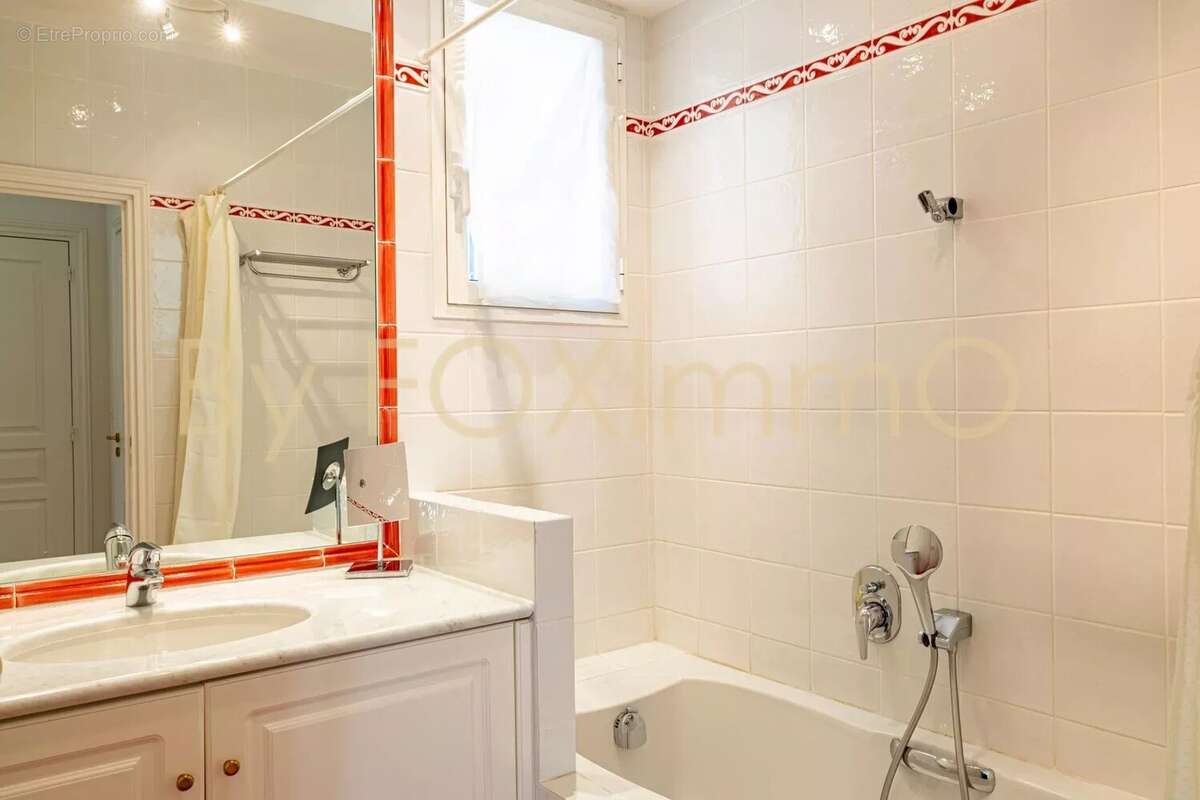 Maison à VILLENEUVE-LOUBET