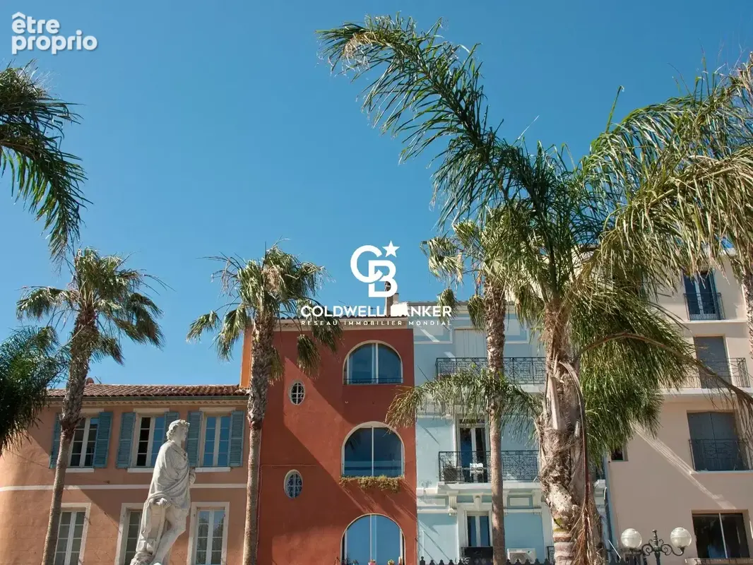 Appartement  T3 d'exception,  vue mer, face au port - 83110 Sanary sur mer - photo 8