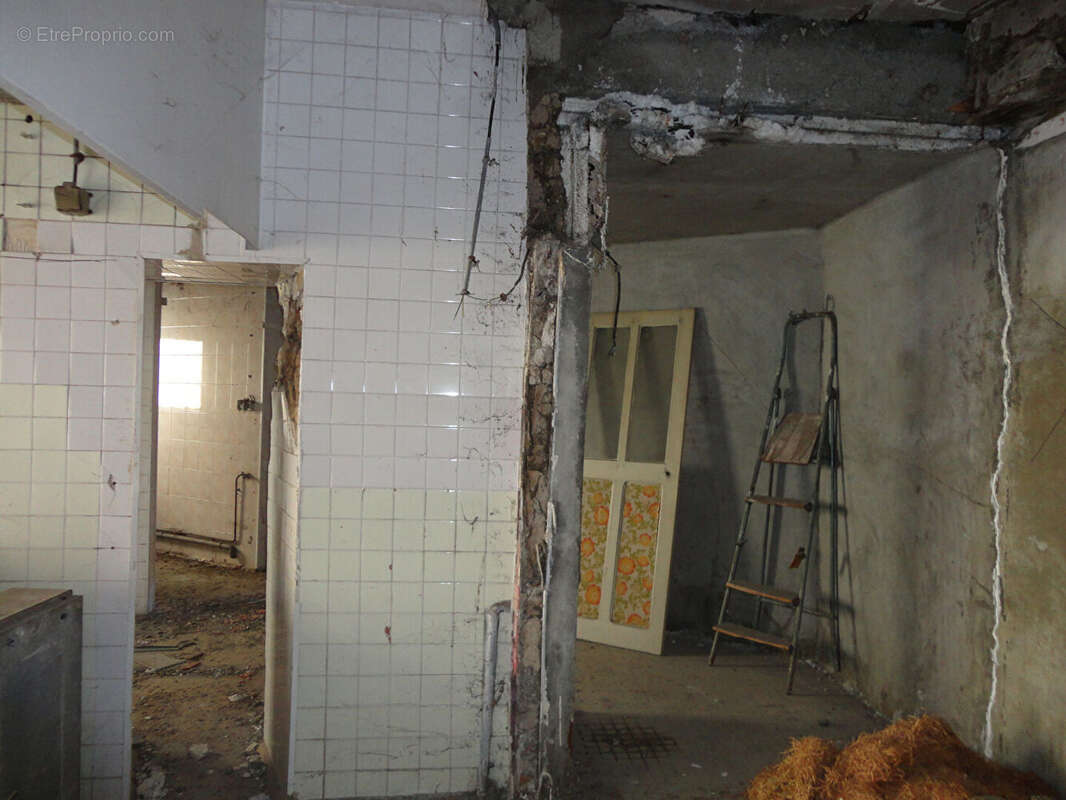 Commerce à LAPALISSE