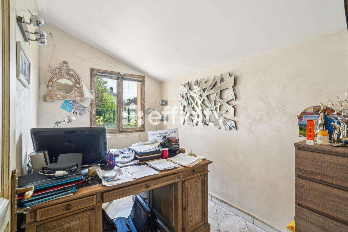 Maison à NEUILLY-SUR-MARNE