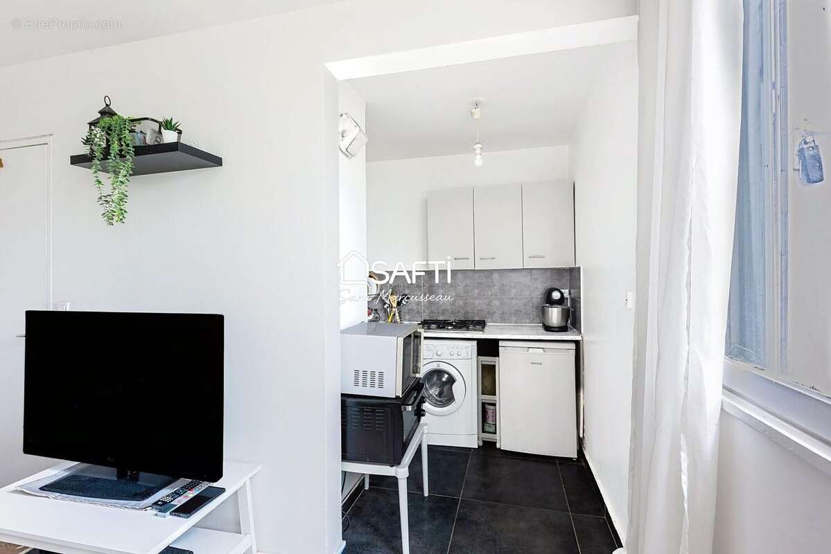 Photo 2 - Appartement à AUBERVILLIERS