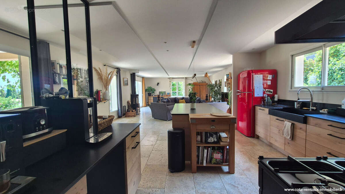 Belle villa d'architecte à Sarrians 153 m² - photo 4