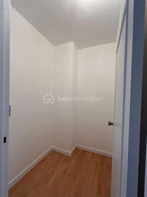 Appartement à CORBEIL-ESSONNES