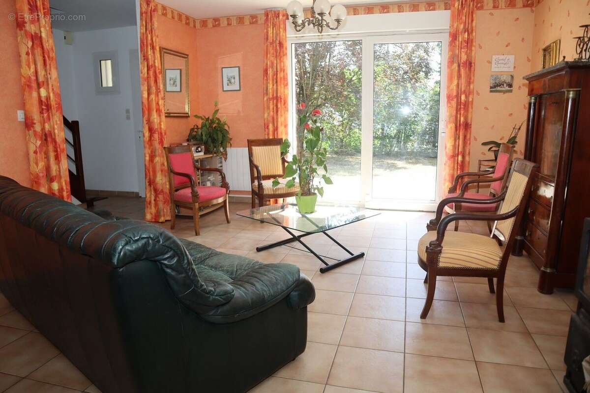 Maison à VILLEMANDEUR