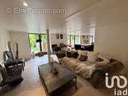 Photo 1 - Commerce à COGOLIN