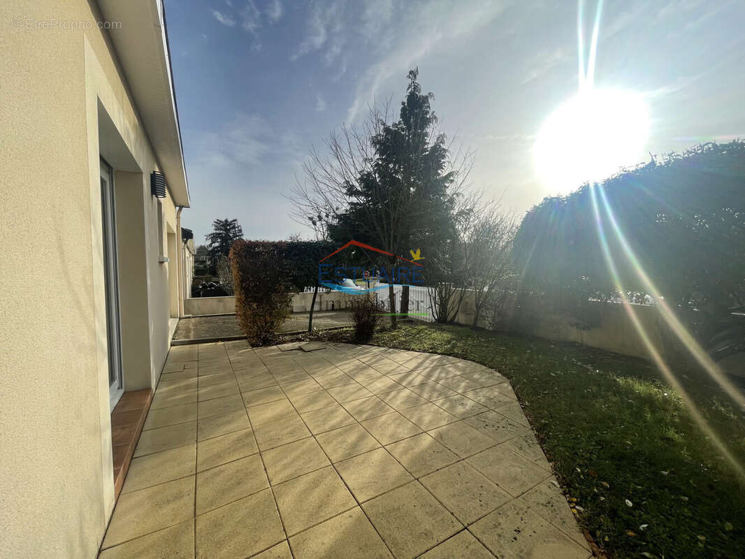 Maison à LES TOUCHES