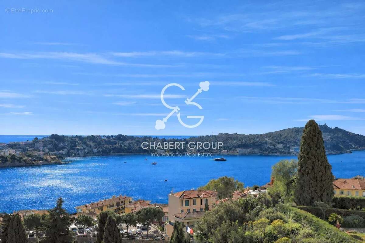Appartement à VILLEFRANCHE-SUR-MER