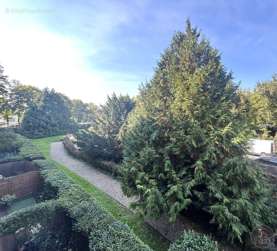 Appartement à FONTENAY-SOUS-BOIS