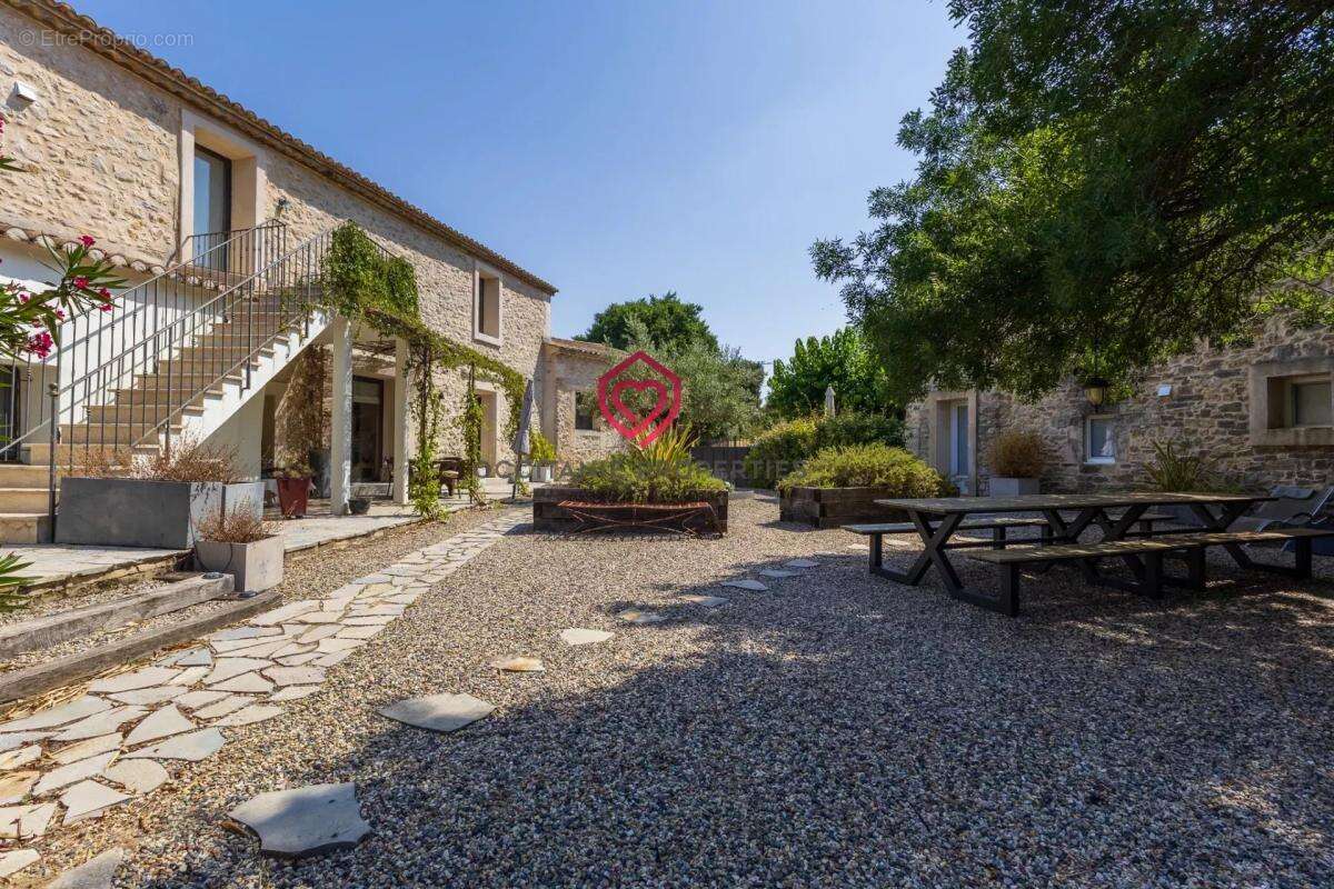 Maison à SUSSARGUES
