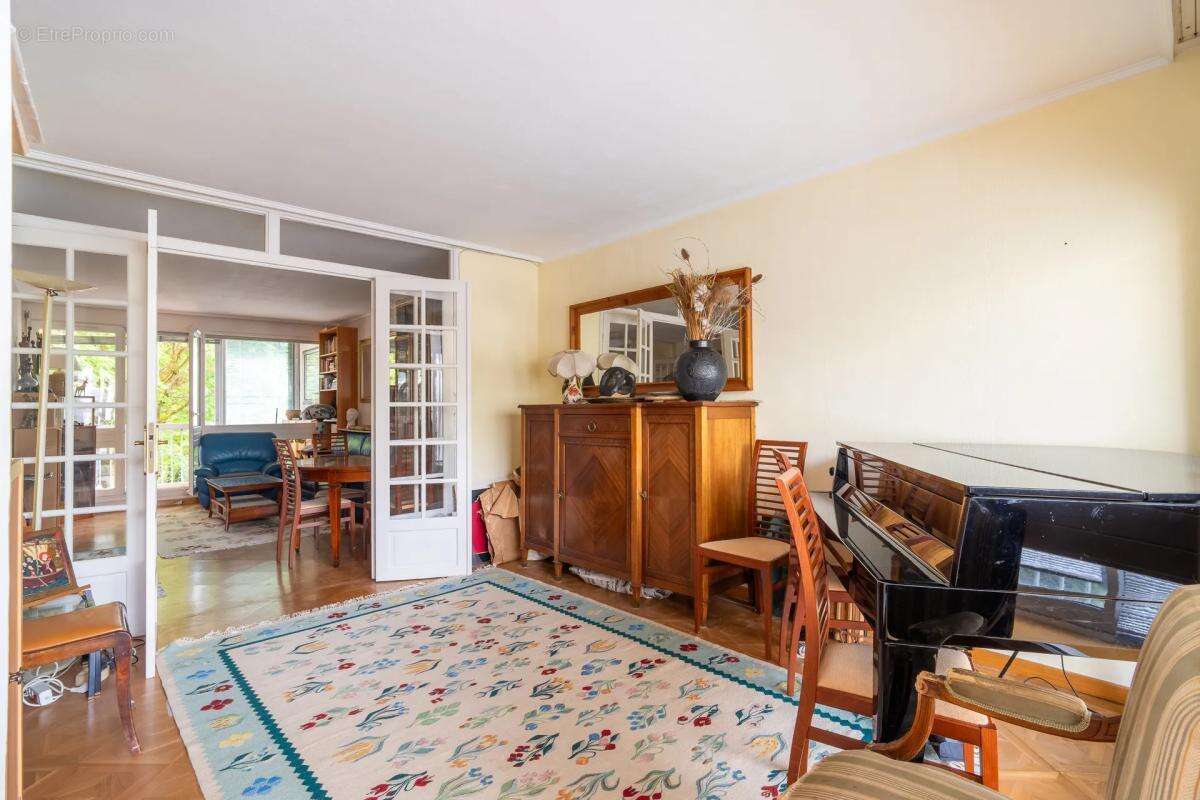 Appartement à LE KREMLIN-BICETRE