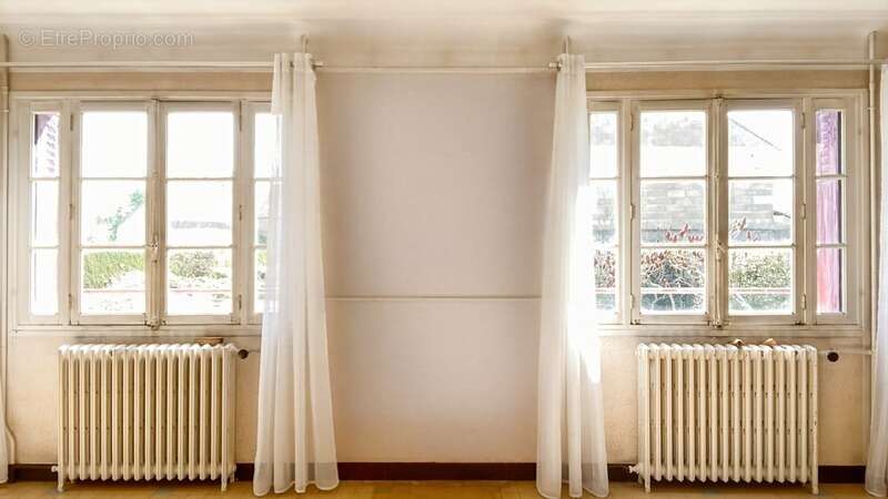 Maison à GARANCIERES