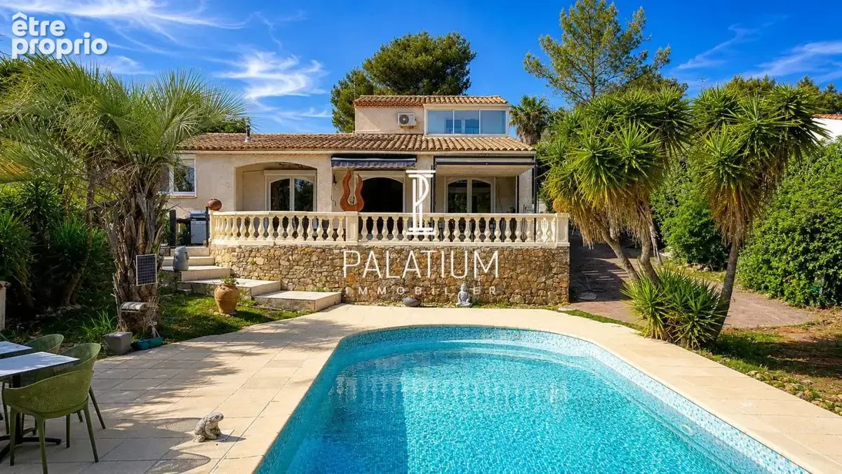 Maison à SAINT-RAPHAEL