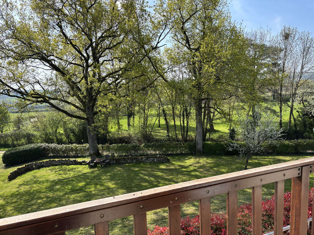 Maison à AUTRY-ISSARDS