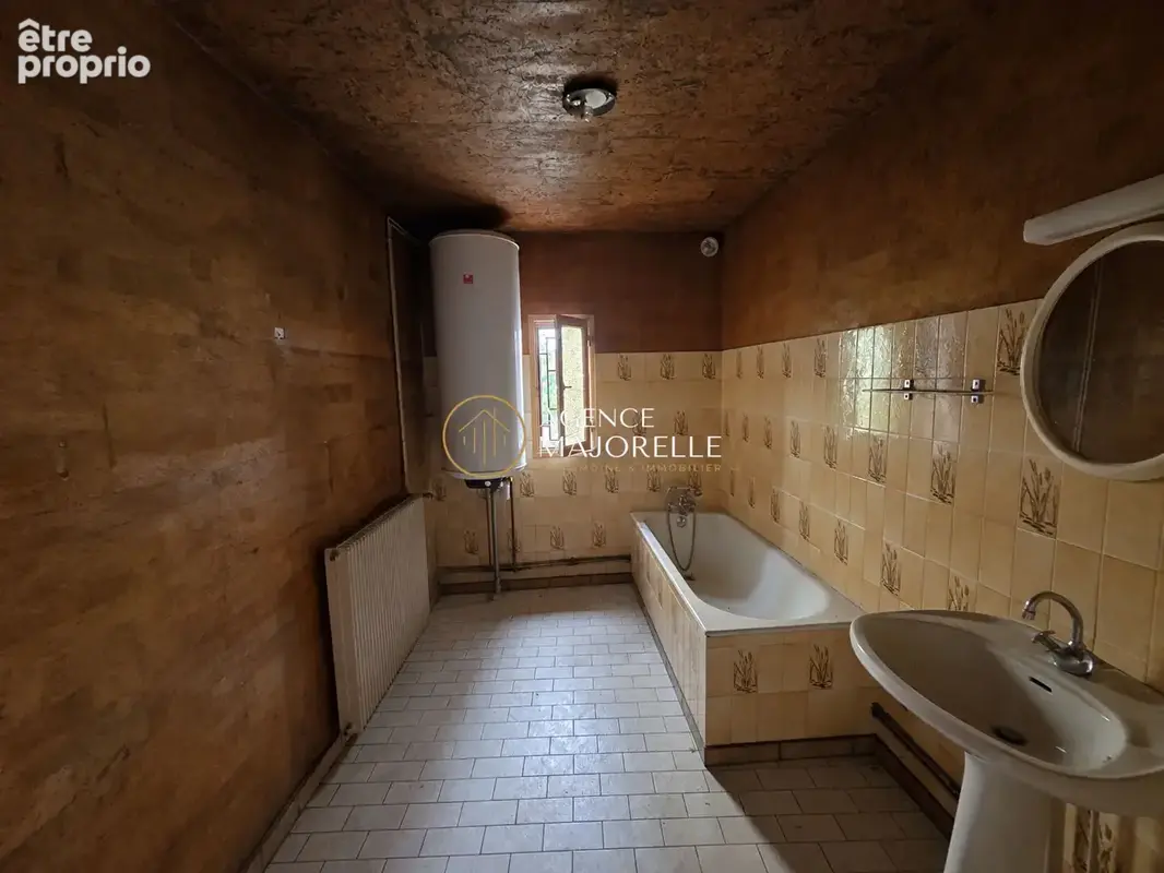 Maison de village à rénover,190 m², Terrain de plus de 1 000 m² ,Chamagne - photo 8