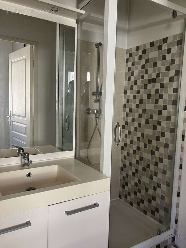 Appartement à CRAPONNE