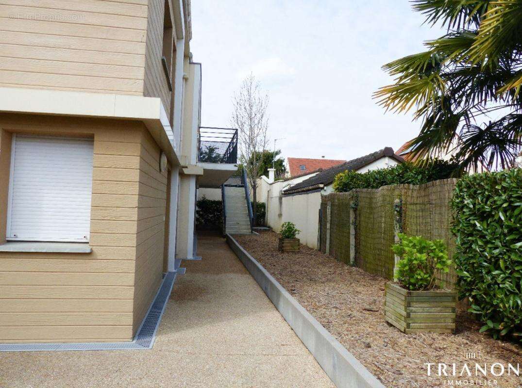 Le mesnil le roi - appartement avec terrasse et jardinet - photo 12