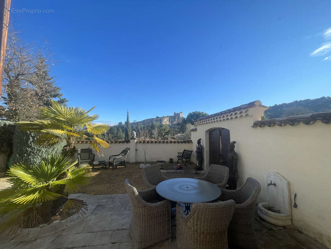 Maison à VAISON-LA-ROMAINE