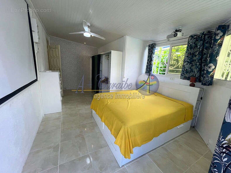 Maison à SAINTE-ROSE