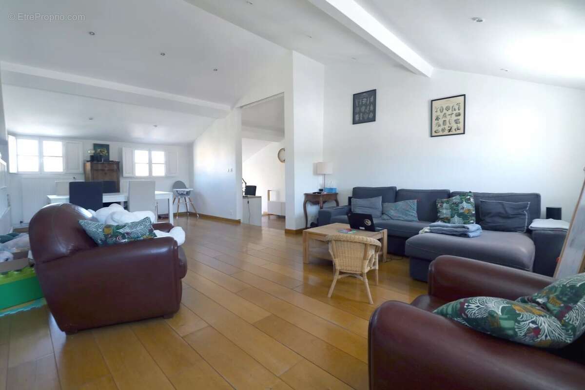 Appartement à VERSAILLES