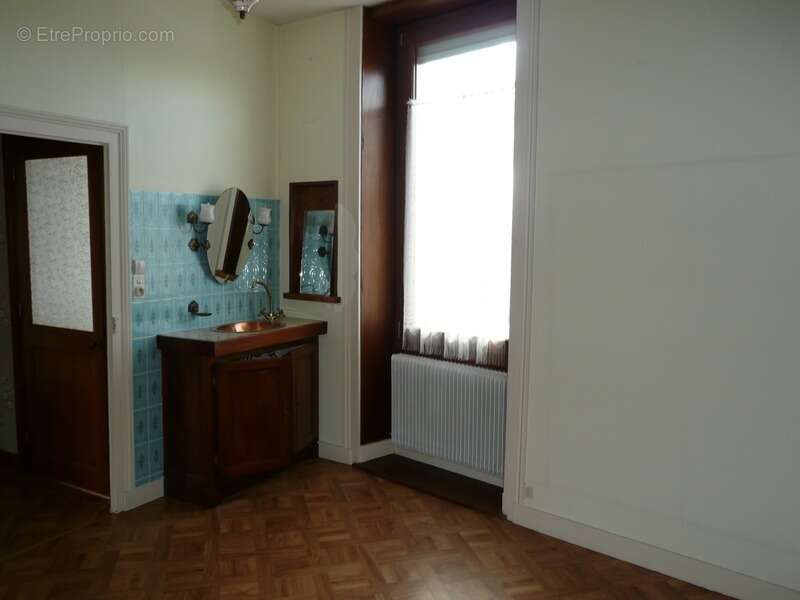 Maison à CHATEAUBERNARD