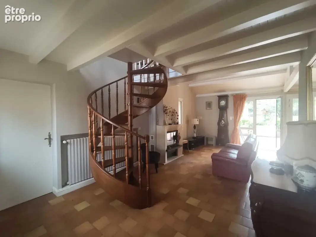 Maison 7 pièces 181 m² à vendre à Chasseneuil-Sur-Bonnieure (16260) - photo 6