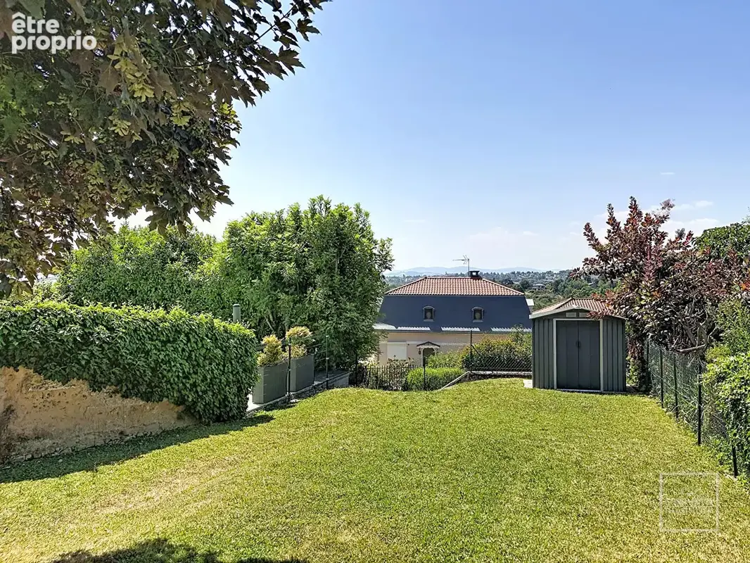 SAINT DIDIER AU MONT D'OR Maison ancienne de 117m²  (133m² au sol) avec un jardin de 160m² - photo 4