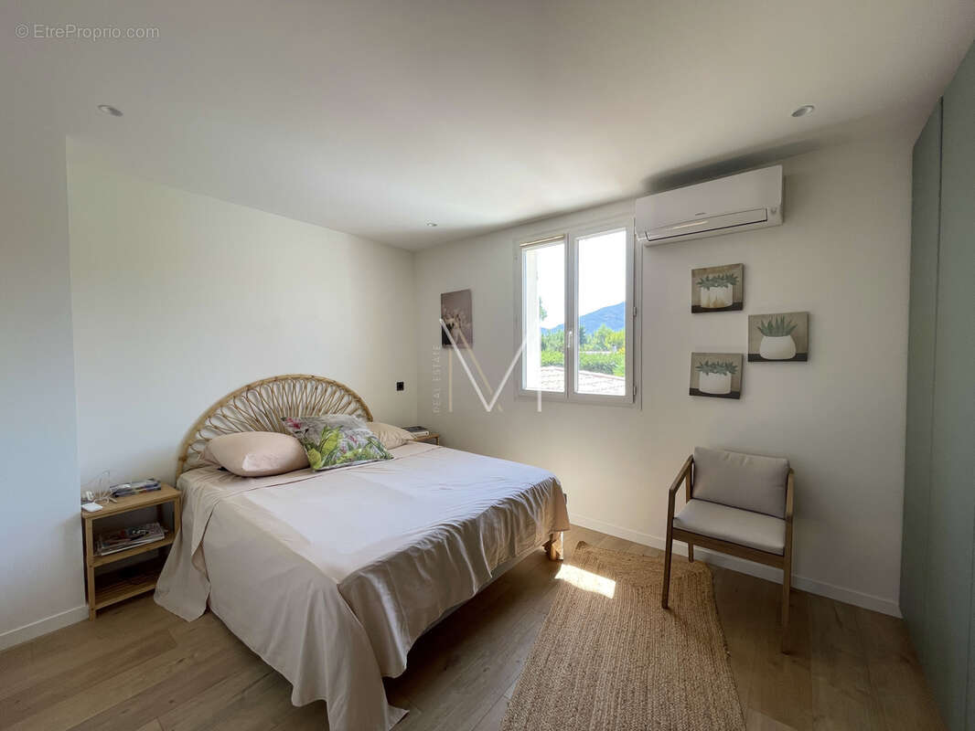 Exclusivité m - villa de standing - proche du centre - produit unique - photo 18