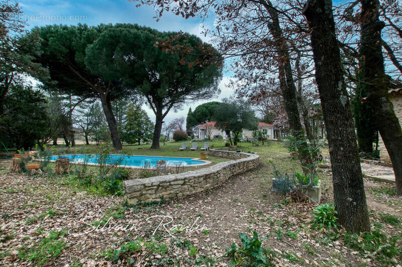Maison à MALATAVERNE