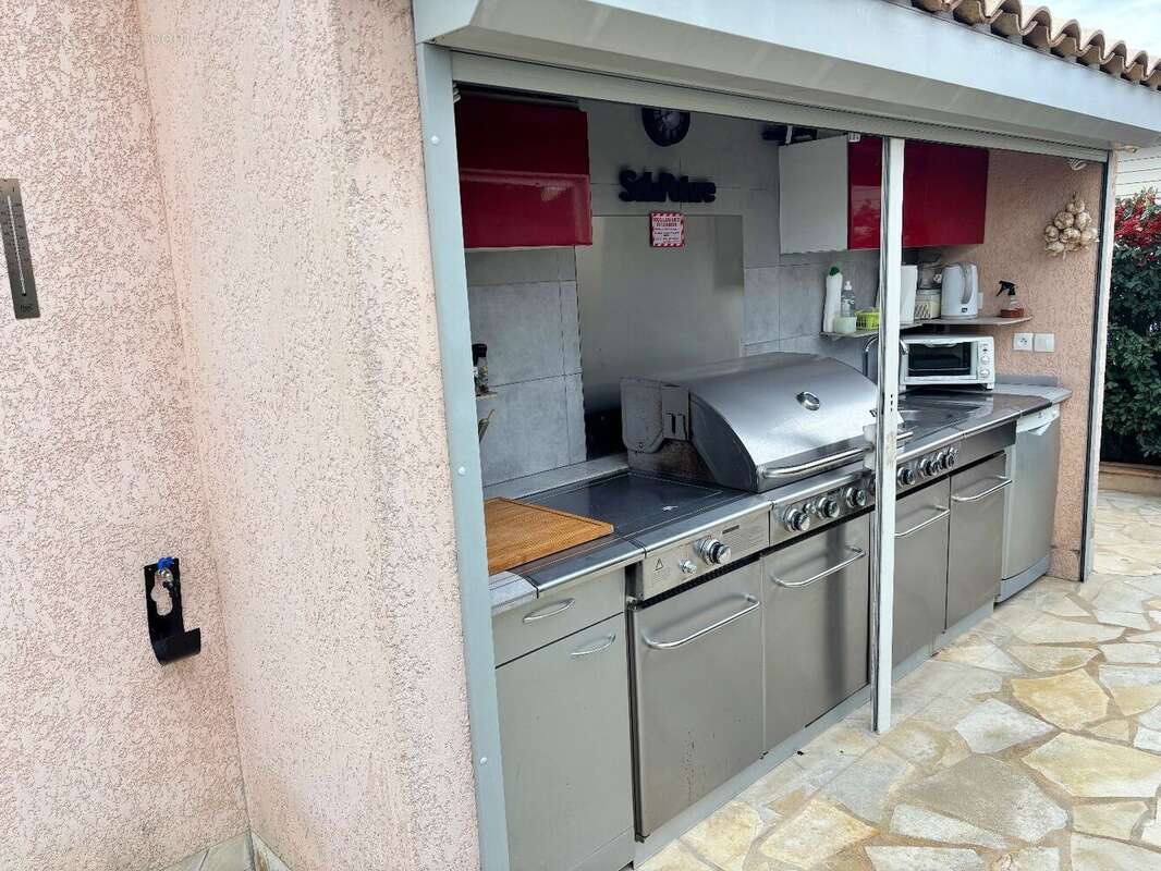 Maison à ROQUEBRUNE-SUR-ARGENS