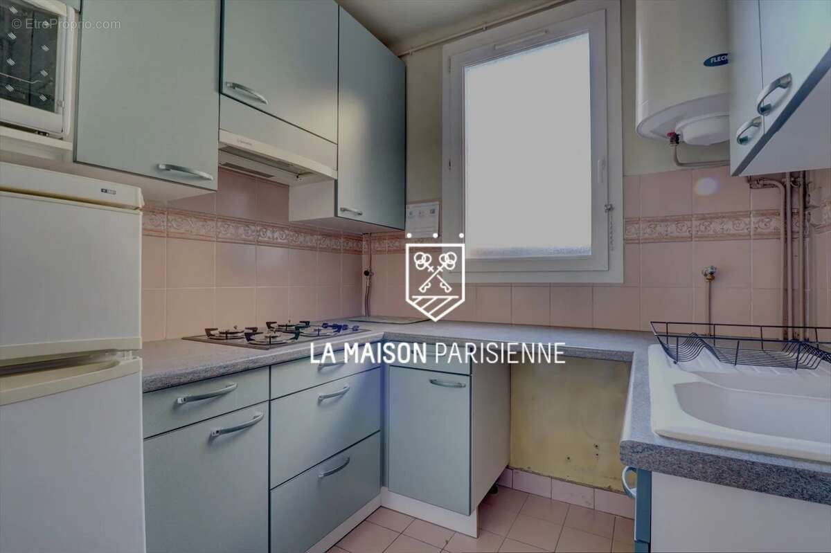 Appartement à PARIS-20E