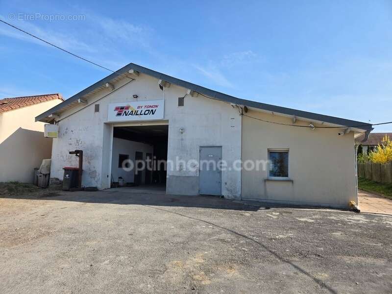 A VENDRE!!! ensemble de rapport déjà loué comprenant un entrepôt et un studio - photo 5