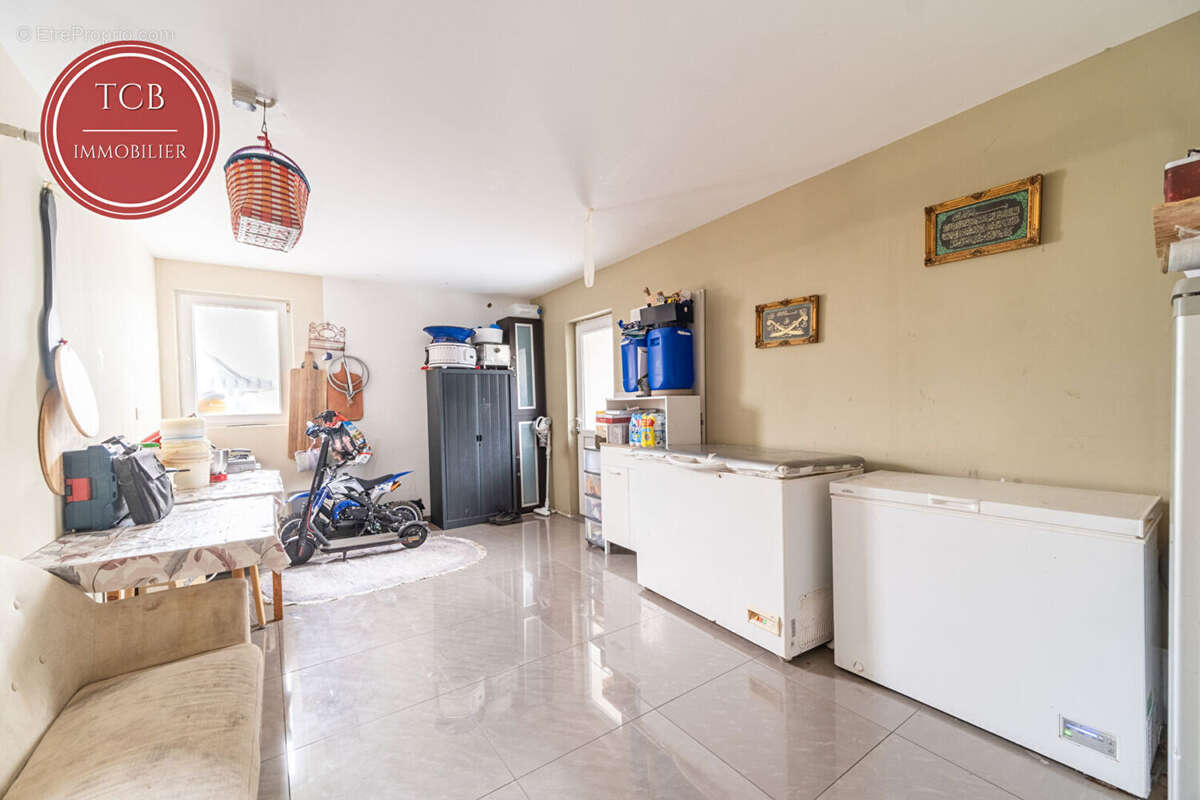 Maison  6 pièce(s) 196 m² Thann - photo 6