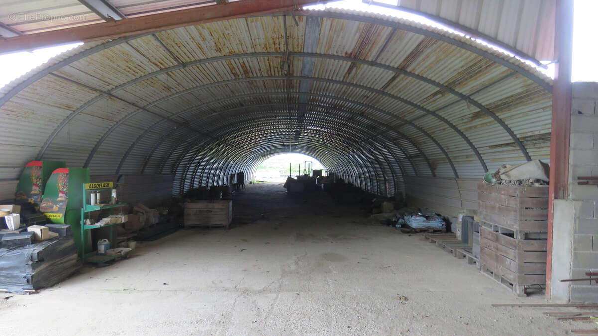 Maison à LANOUAILLE