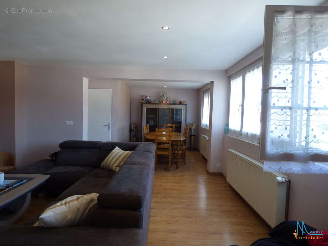 Maison à ROUXMESNIL-BOUTEILLES