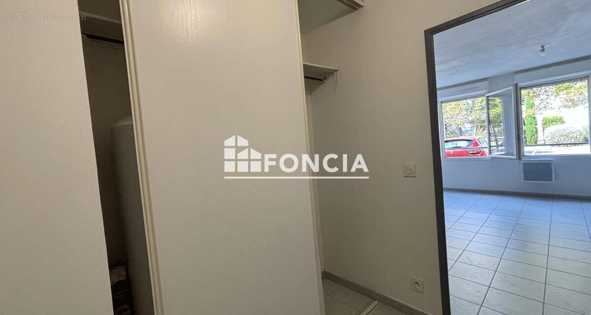 À vendre – T1 avec parking – Résidence récente et paisible – Avignon extra-muros - photo 4