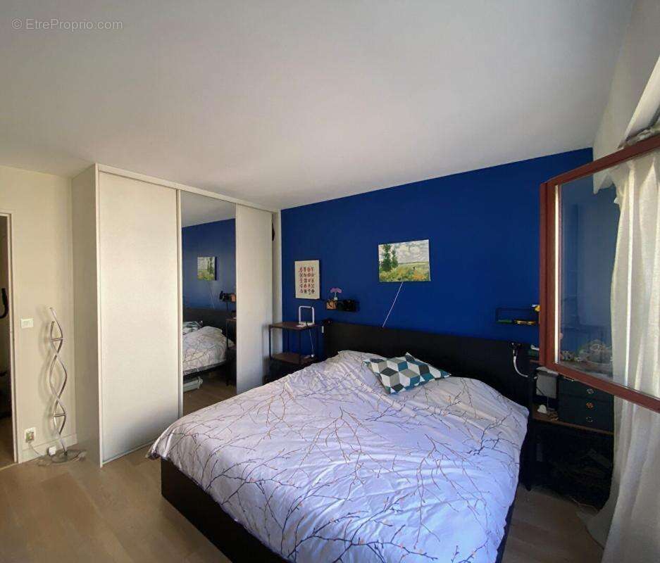 Appartement à VILLE-D&#039;AVRAY