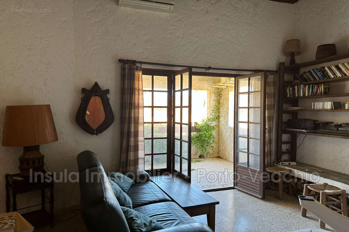 Appartement à LECCI