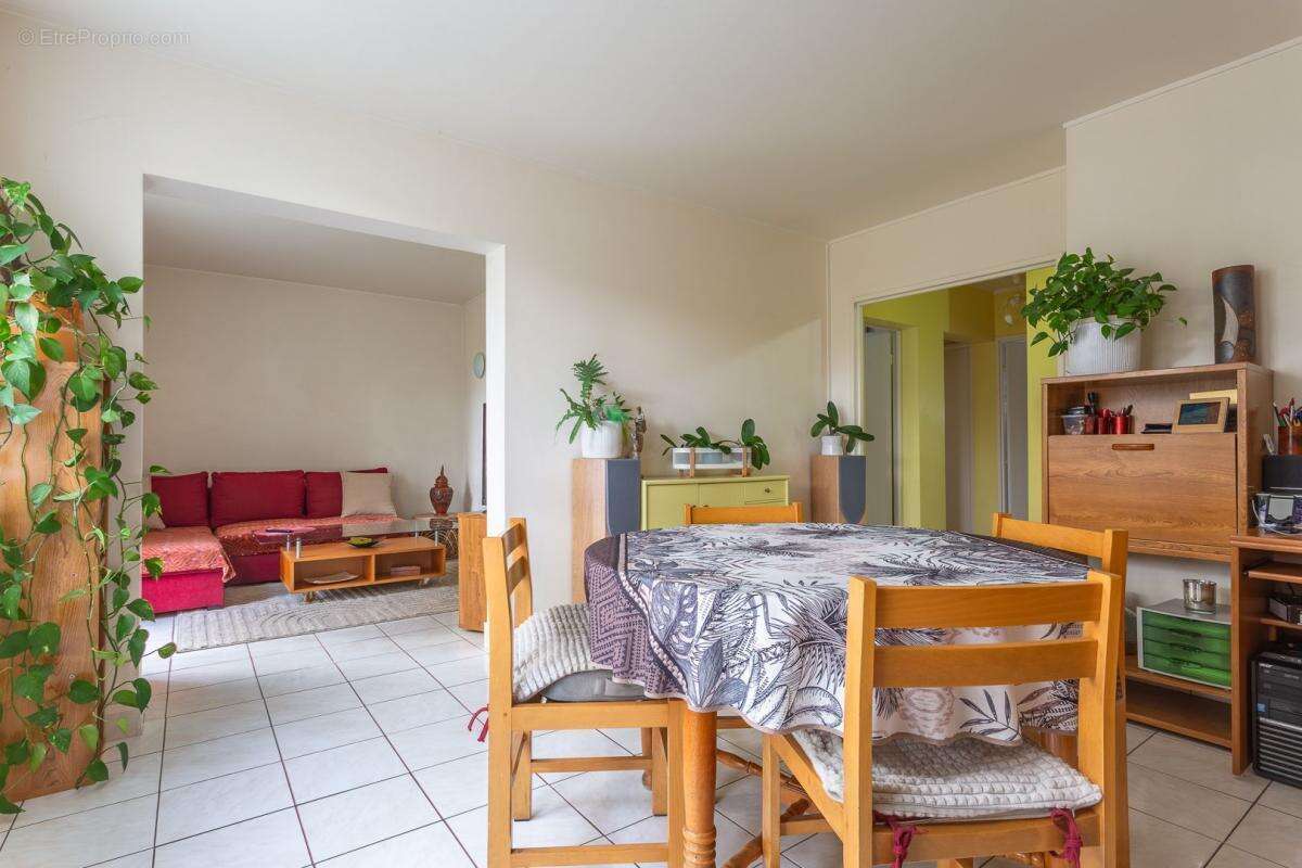 Appartement à CROSNE