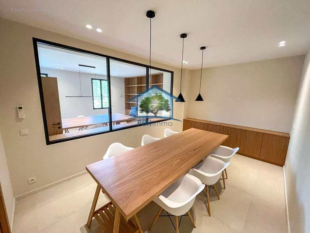 Appartement à LA MOLE