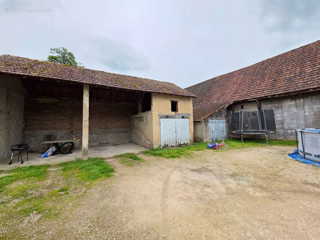 Maison à SIMANDRE