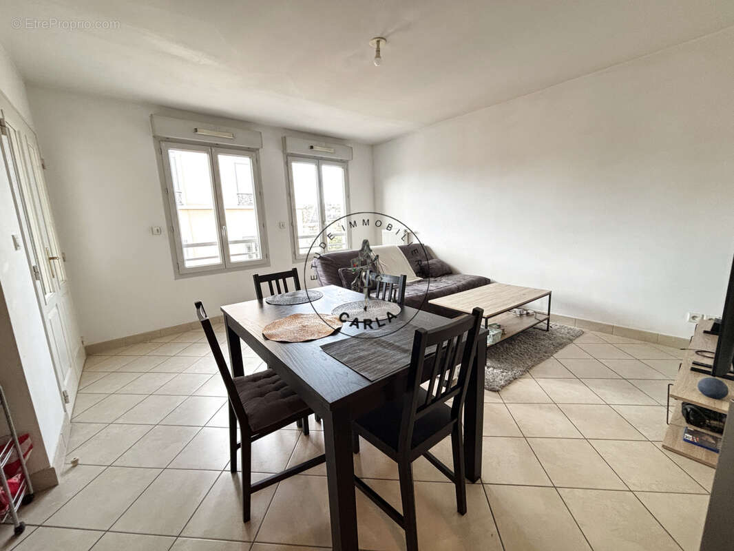 Appartement à OULLINS