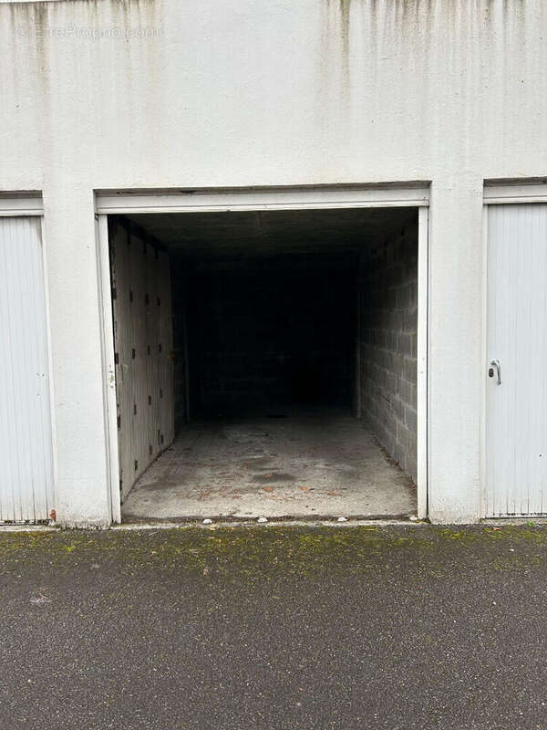 Parking à PAU